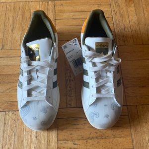 Adidas Originals Superstar Boys Shoes Off White Focus Olive Orange GX3656 Size 4